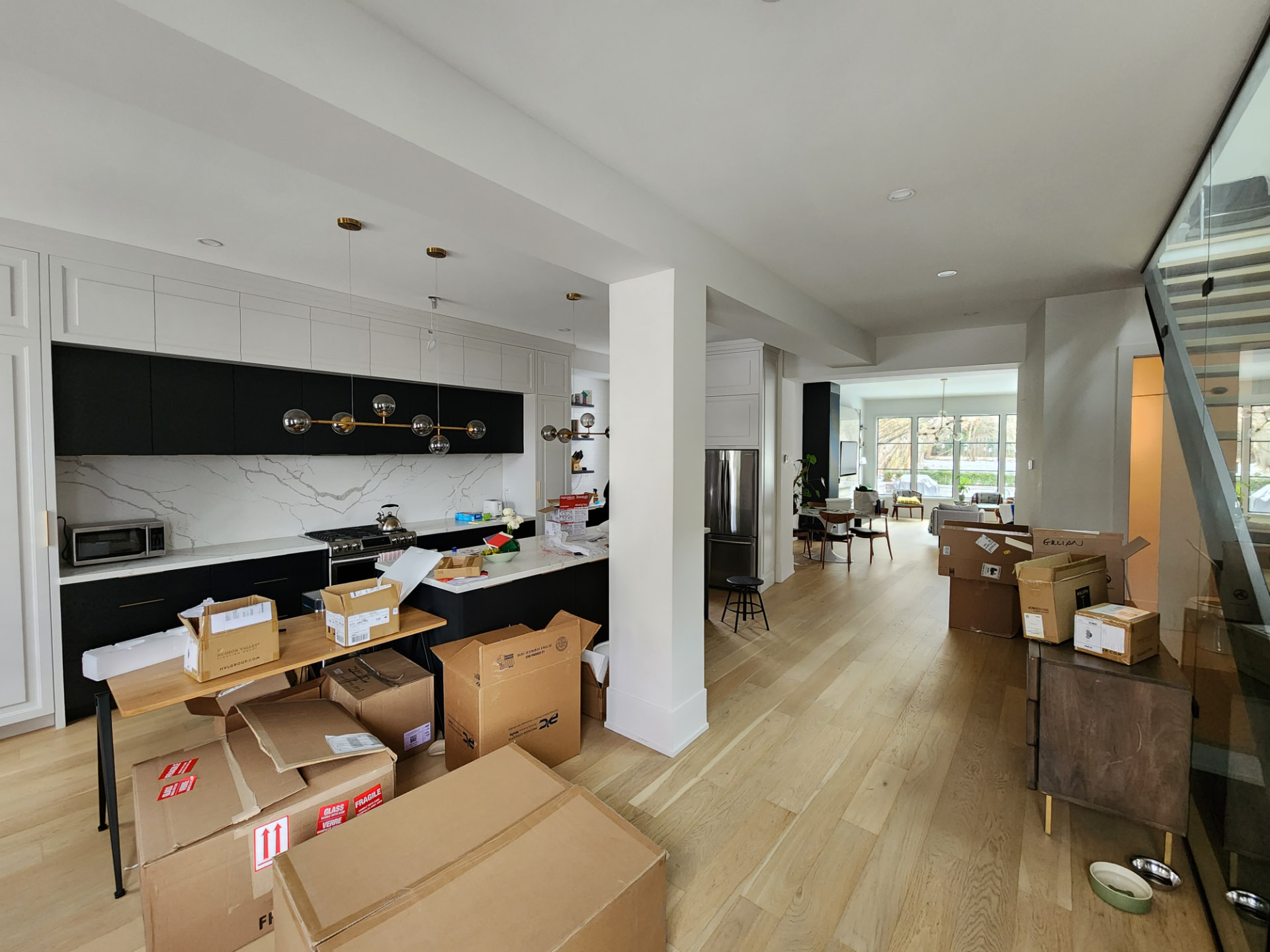 Kitchen before Roomera room upgrade